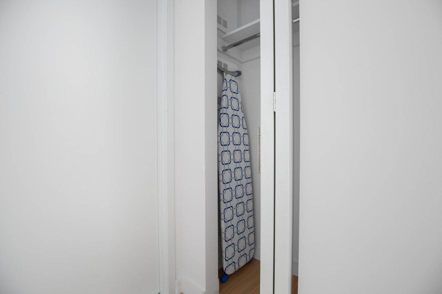 Apartamento Les 1br W Gym Doorman Wd Nr Park Nyc-1314 Nova York